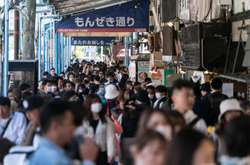 Living cost in Japan per month