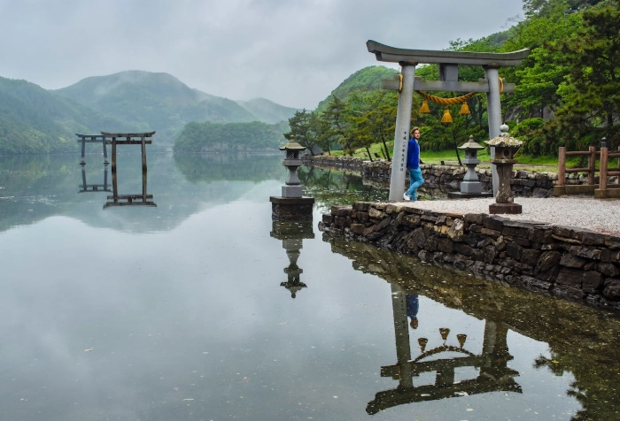 Tsushima closer to Korea or Japan