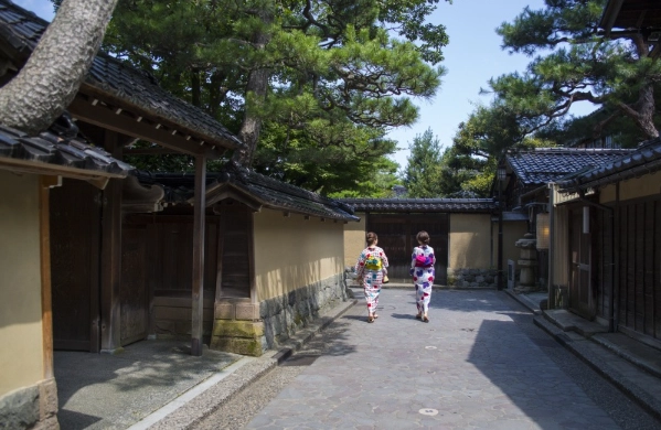 Kanazawa from Tokyo: The Ultimate Travel Guide & Tips