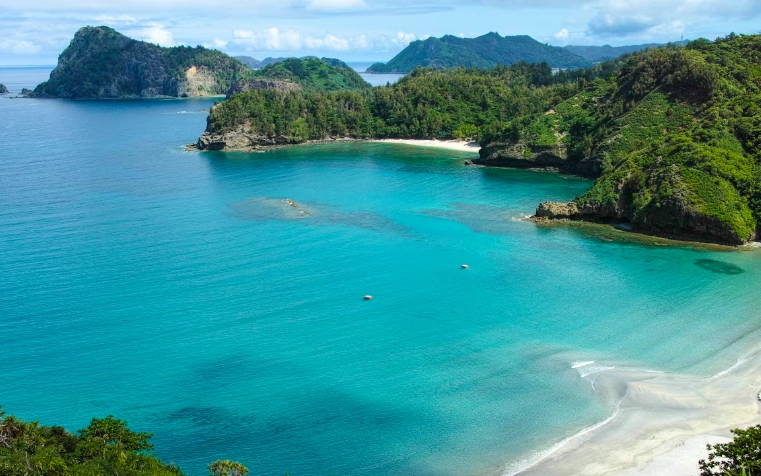 best time to visit japan beaches