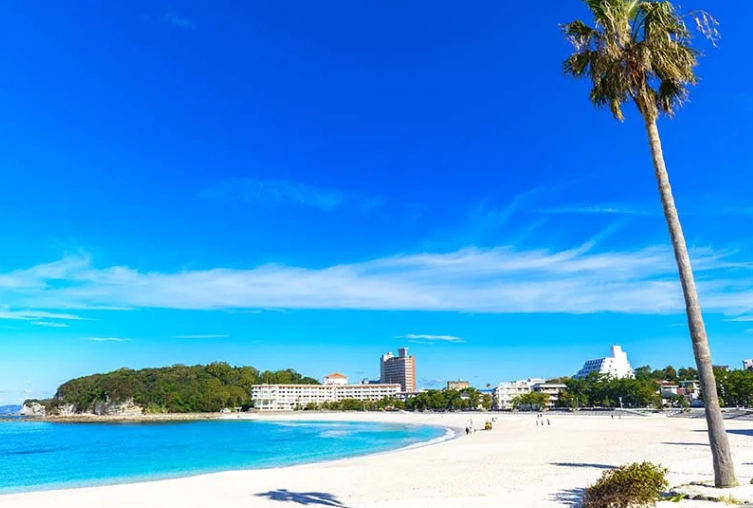 where is pink sand beach in japan