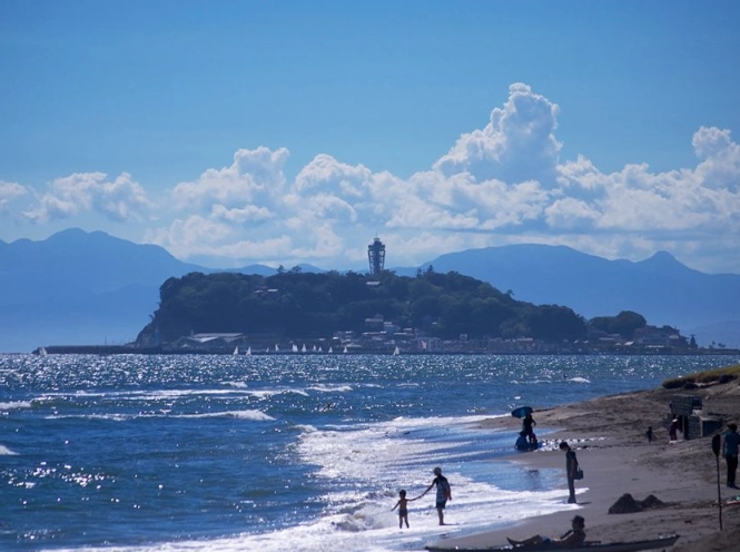 Best coastal town near Tokyo