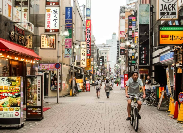 best time to visit japan on a budget