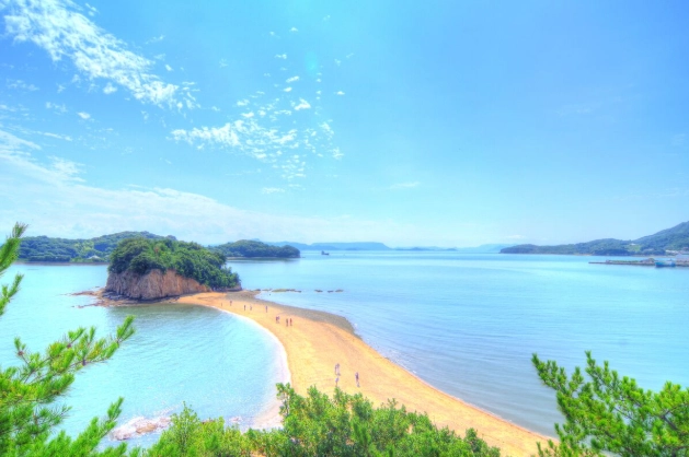 Shikoku Island Travel Guide: Hidden Gems, Pilgrimage Trails & Local Eats