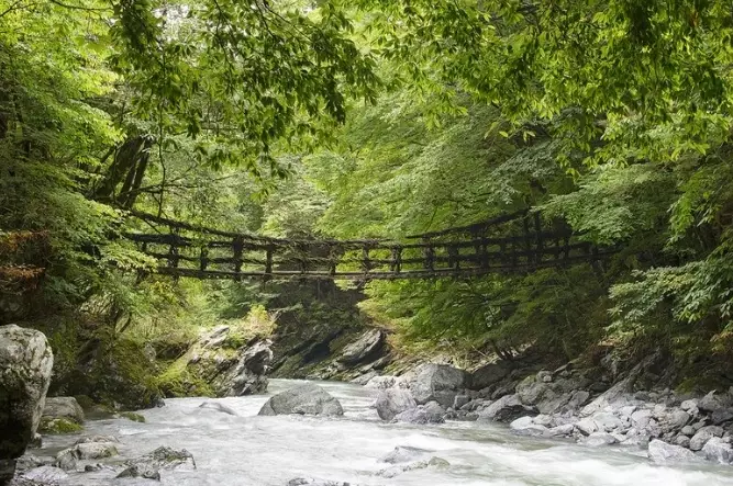 authentic Japanese crafts