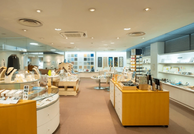 Hakone traditional crafts