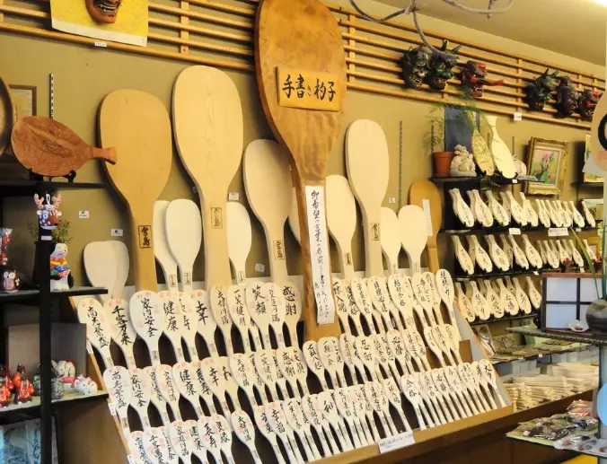 The Ultimate Guide to Hiroshima Souvenirs: What to Buy & Where