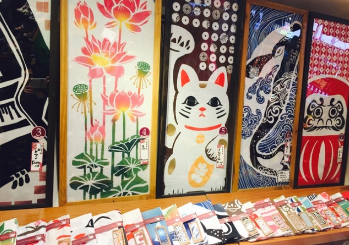 Yokohama souvenir shops