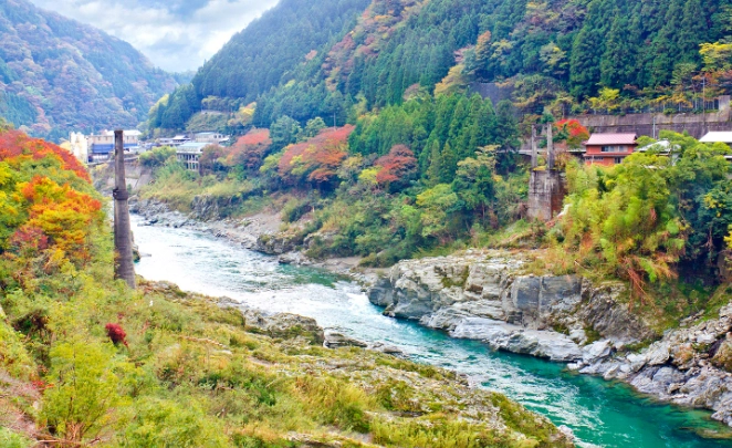 Shikoku Japan Travel: Pilgrimage, Nature & Food Guide