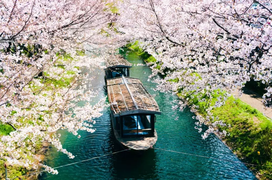 japan less crowded season japan less crowded season